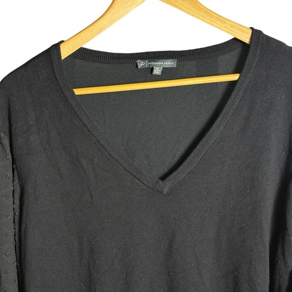 Adrianna Papell Women’s V-neck Pullover Black Textured Sleeves Sweater 2X - Picture 3 of 10
